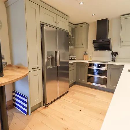 Yew Holiday home