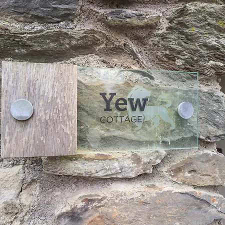 Yew Holiday home *