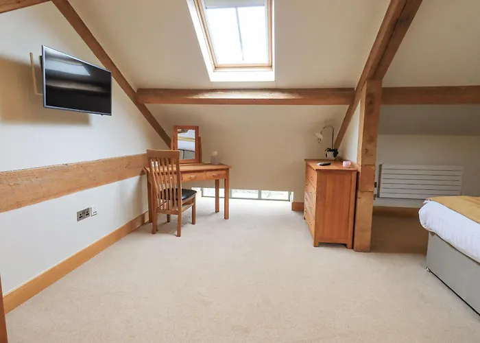 Semesterbostad Yew *