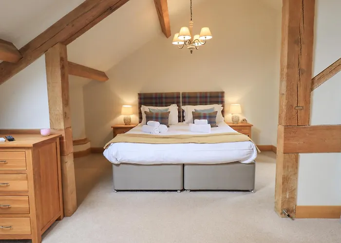 Semesterbostad Yew *